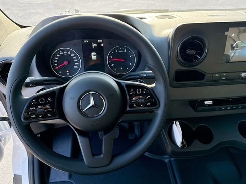 New 2024 Mercedes-Benz Sprinter 3500 image 11