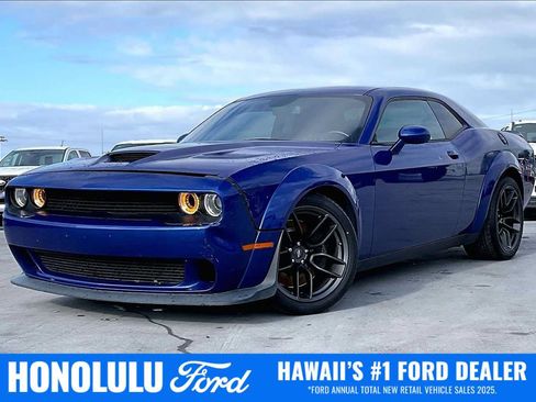 Used 2021 Dodge Challenger R/T Scat Pack RWD image 1