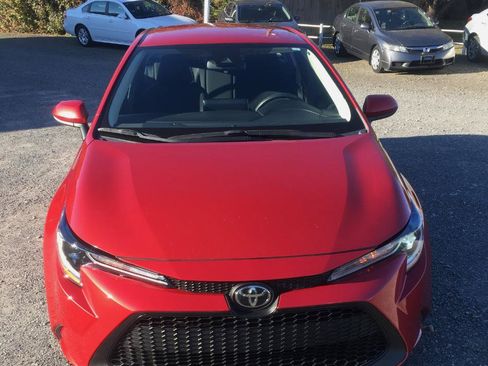 Used 2020 Toyota Corolla LE FWD image 8