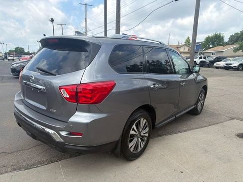 Used 2019 Nissan Pathfinder S AWD/4WD image 7