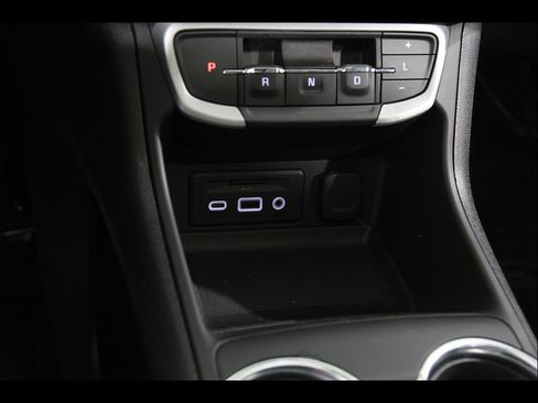 Used 2022 GMC Terrain SLT w/ Infotainment Package II AWD/4WD image 14