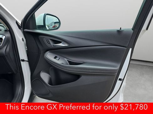Used 2025 Buick Encore GX Preferred FWD image 36