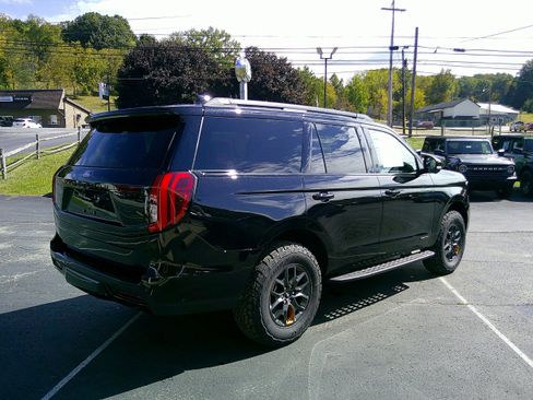 New 2025 Ford Expedition Tremor image 13