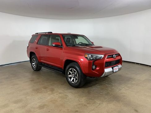 Used 2024 Toyota 4Runner TRD Off-Road Premium AWD/4WD image 5