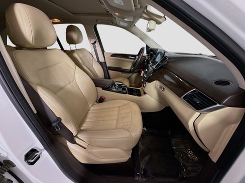 Used 2018 Mercedes-Benz GLE 350 w/ Premium 1 Package image 28