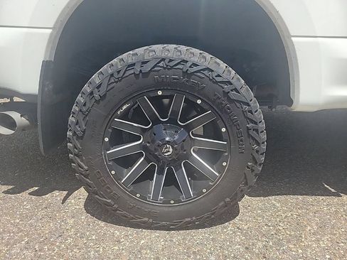 Used 2022 Ford F350 Lariat w/ Black Appearance Package AWD/4WD image 34