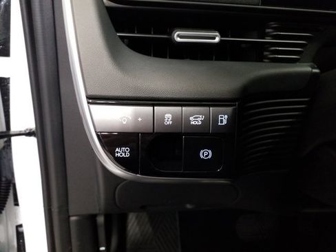 Certified 2025 Hyundai Ioniq 5 SEL image 12