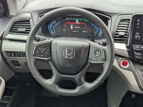 Used 2019 Honda Odyssey EX image 16