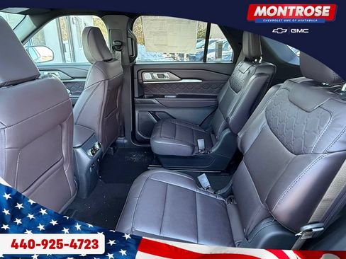 Used 2025 Ford Explorer Platinum w/ LUX Leather Package AWD/4WD image 22