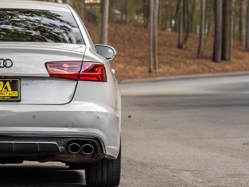 Used 2017 Audi S6 Prestige w/ S6 Sport Package image 36