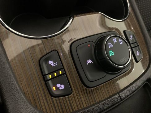 Used 2022 GMC Acadia SLE AWD/4WD image 45