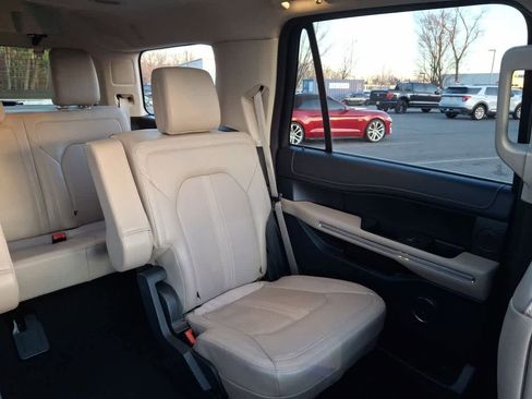 Certified 2023 Ford Expedition Limited image 14