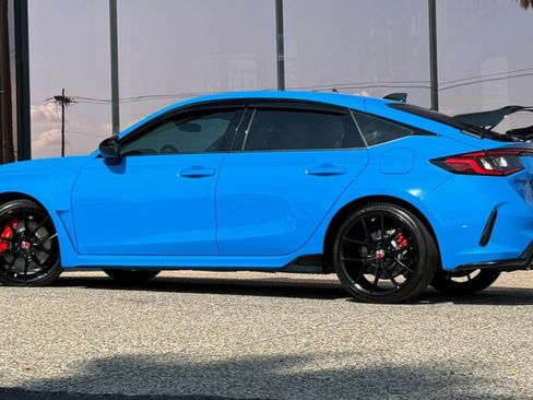 Used 2024 Honda Civic Type R image 6