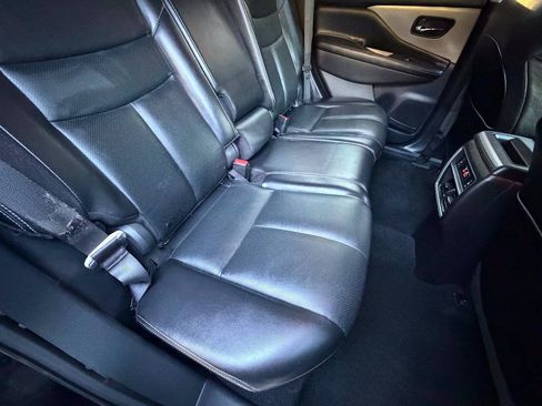 Used 2020 Nissan Murano SL w/ Moonroof Package AWD/4WD image 14