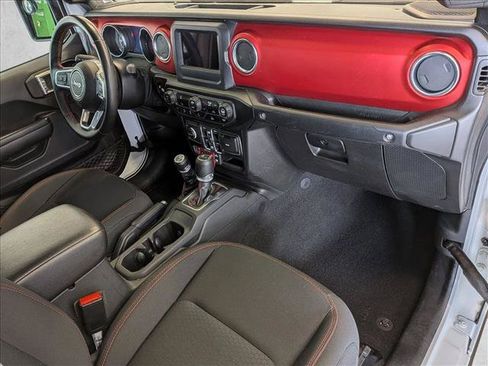 Used 2021 Jeep Gladiator Rubicon w/ Trailer Tow Package AWD/4WD image 21