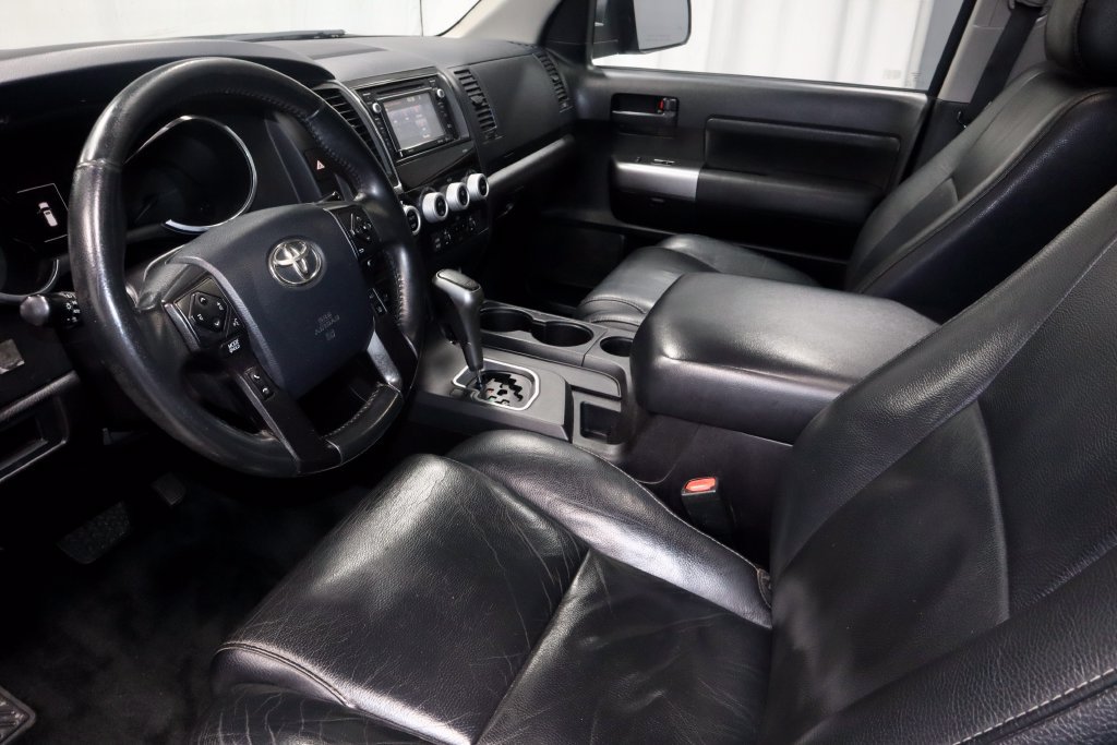 Used 2018 Toyota Sequoia TRD Sport AWD/4WD image 25