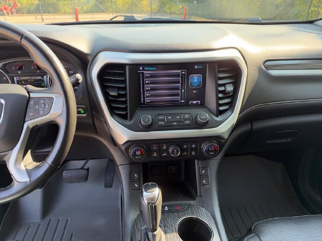 Used 2019 GMC Acadia SLT FWD image 20