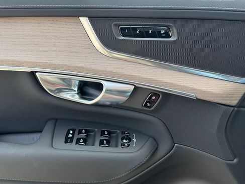 New 2026 Volvo XC90 B5 Core AWD/4WD image 25