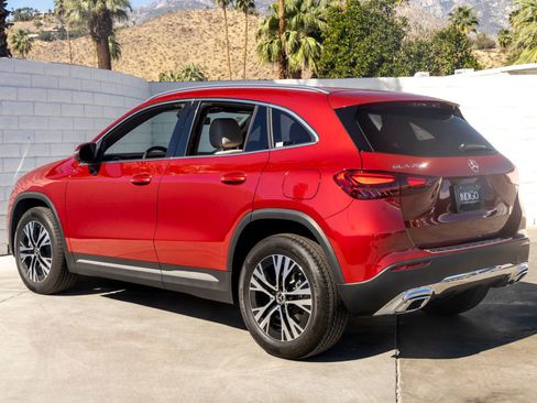 Used 2026 Mercedes-Benz GLA 250 image 7