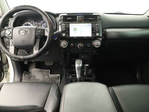 Used 2021 Toyota 4Runner TRD Off-Road Premium w/ Moonroof Package AWD/4WD image 18