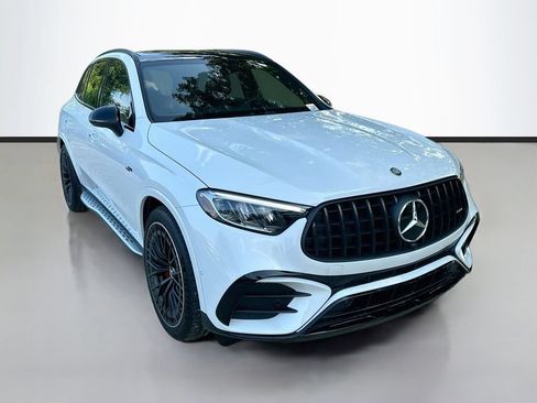 Used 2026 Mercedes-Benz GLC 43 AMG 4MATIC image 3