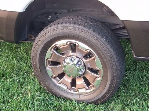 Certified 2025 Ford F350 King Ranch AWD/4WD image 27