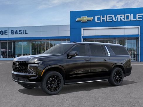 New 2026 Chevrolet Suburban Premier AWD/4WD image 2