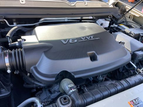 Used 2022 Chevrolet Colorado Z71 image 25