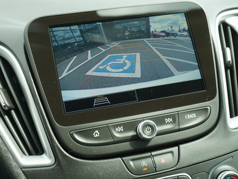 Used 2022 Chevrolet Malibu LS w/ LPO, Floor Liner Package FWD image 24