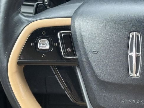 Used 2022 Lincoln Corsair Reserve w/ Equipment Group 201A AWD/4WD image 14