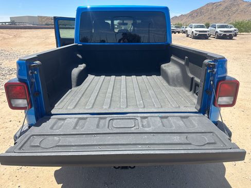 Used 2021 Jeep Gladiator Mojave AWD/4WD image 20
