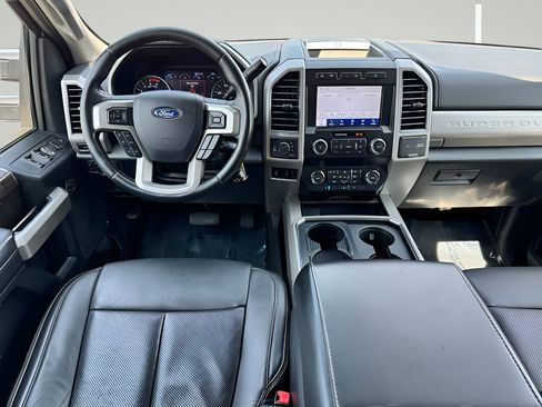 Used 2020 Ford F350 Lariat w/ Chrome Package AWD/4WD image 5