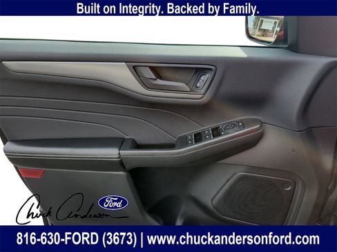 Used 2023 Ford Escape Active image 19
