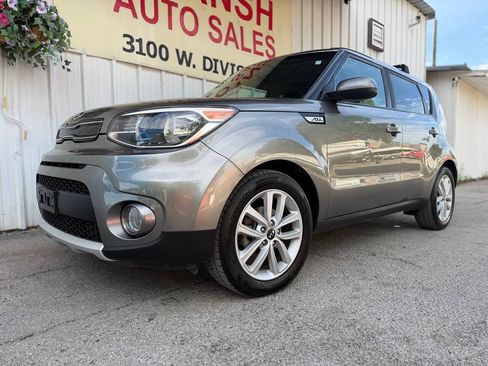 Used 2018 Kia Soul + FWD image 7