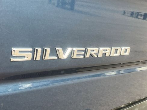 Used 2023 Chevrolet Silverado 1500 LT image 13
