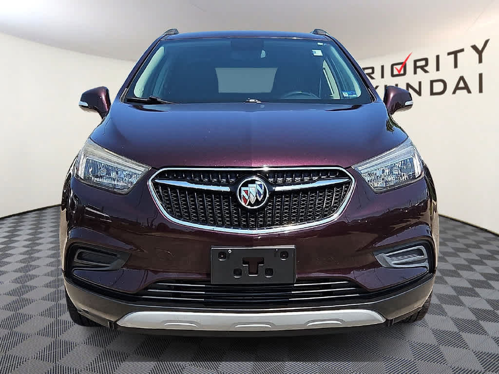 Used 2018 Buick Encore Preferred FWD image 2