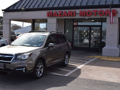 Used 2017 Subaru Forester 2.5i Touring AWD/4WD image 8