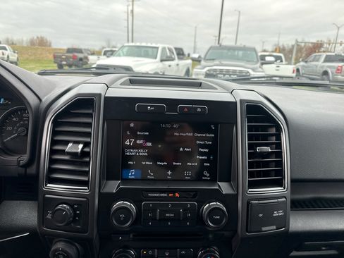 Used 2018 Ford F150 XLT w/ Equipment Group 302A Luxury image 19