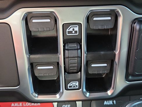 New 2025 Jeep Wrangler Unlimited Sport AWD/4WD image 26