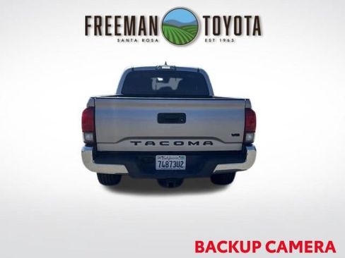 Used 2019 Toyota Tacoma SR5 RWD image 6