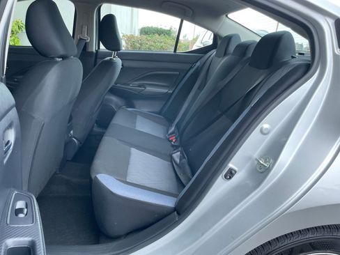 Used 2025 Nissan Versa SV image 37