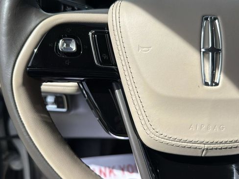 Used 2023 Lincoln Aviator Reserve w/ Equipment Group 201A image 17