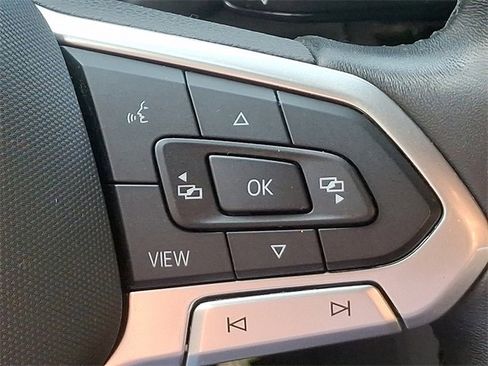 Used 2024 Volkswagen Jetta Sport image 22