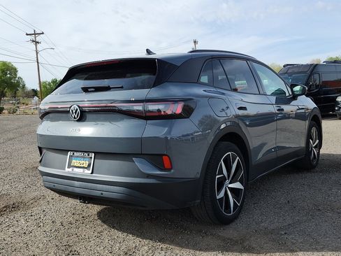 Used 2023 Volkswagen ID.4 Pro S image 6