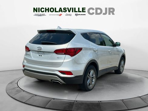 Used 2017 Hyundai Santa Fe Sport w/ Cargo Package FWD image 5