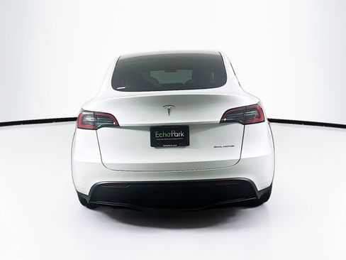 Used 2023 Tesla Model Y Long Range image 7