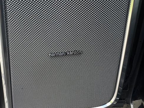 New 2025 RAM 2500 Laramie AWD/4WD image 22