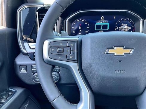 New 2026 Chevrolet Silverado 1500 LTZ w/ LTZ Premium Package AWD/4WD image 18