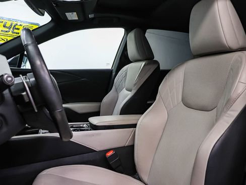 Used 2024 Lexus RX 350 Premium w/ Convenience Package FWD image 18