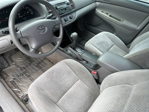Used 2003 Toyota Camry LE FWD image 9